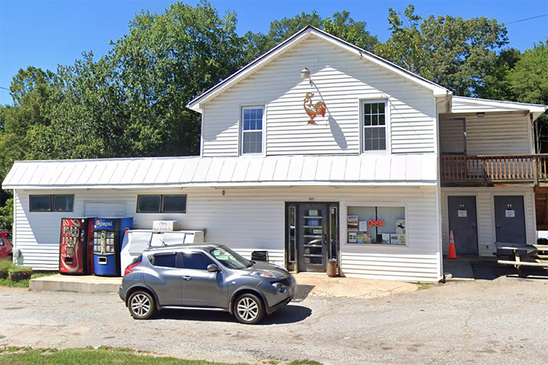 Mac's Country Store