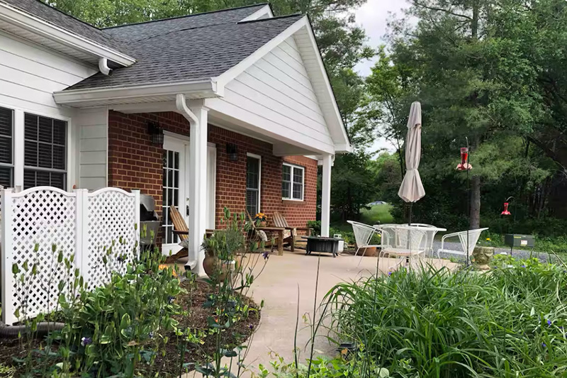 Cottage on the Trail