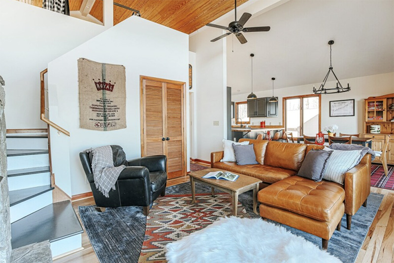 Elk Mountain Overlook Interior