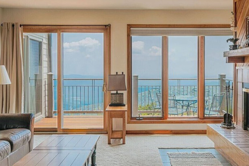 Panoramic Peak Interior