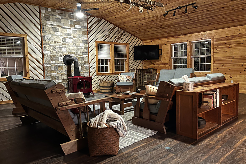 Roudy’s Retreat Interior