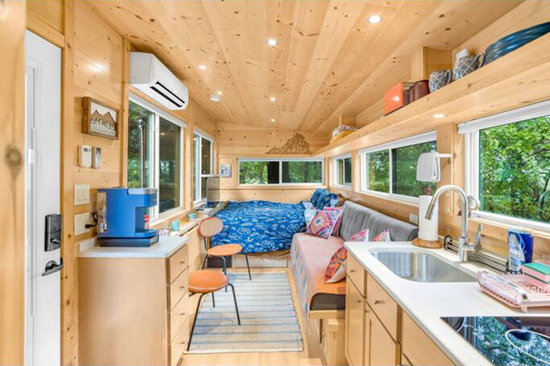 Rusty's Retreat Interior