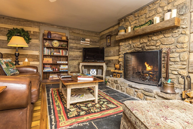 The Retreat at Crabtree Falls Interior