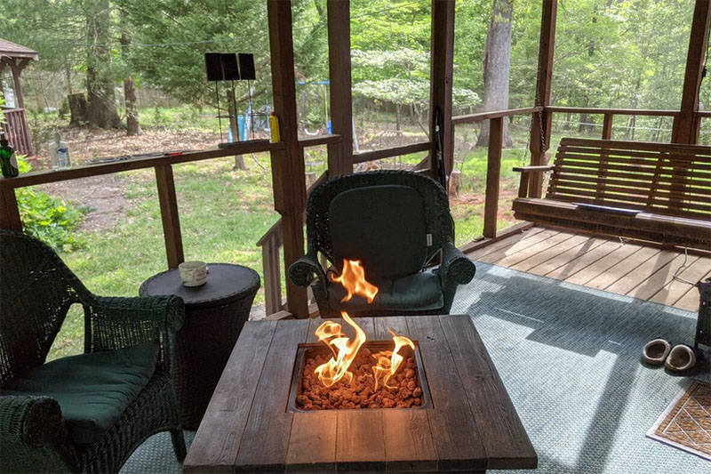 Bearfeet Retreat Interior