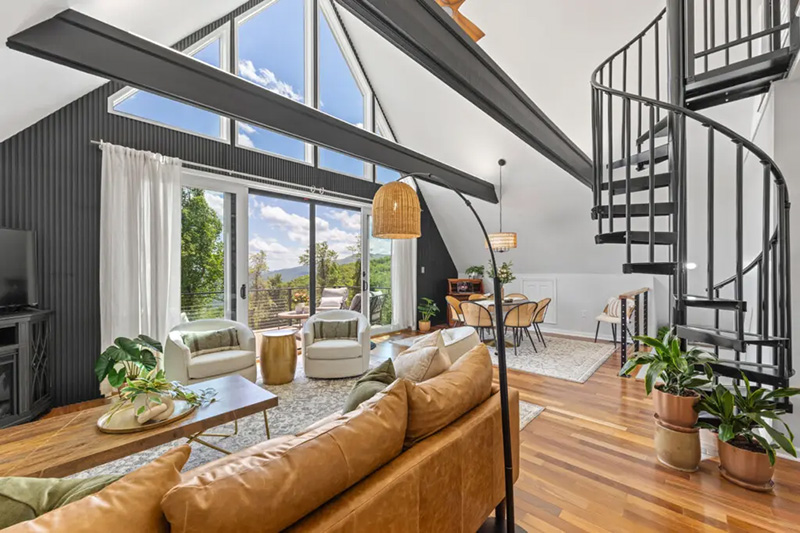 Cheval Circle Interior