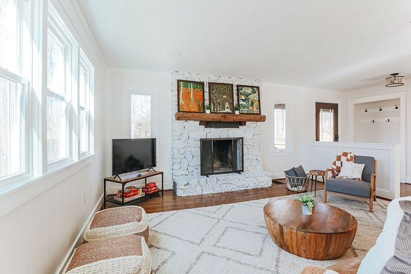 Nelson Cozy Cabin Interior