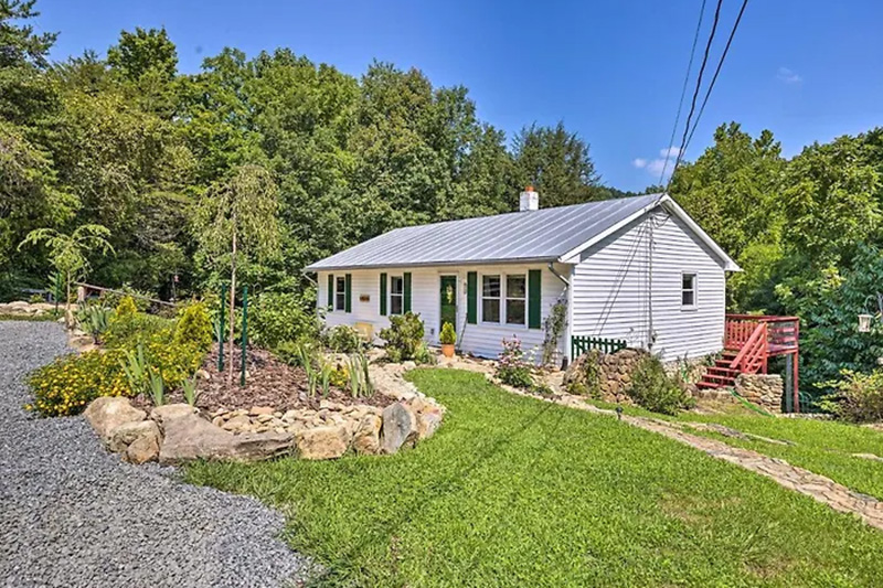 Spruce Creek Garden Cottage