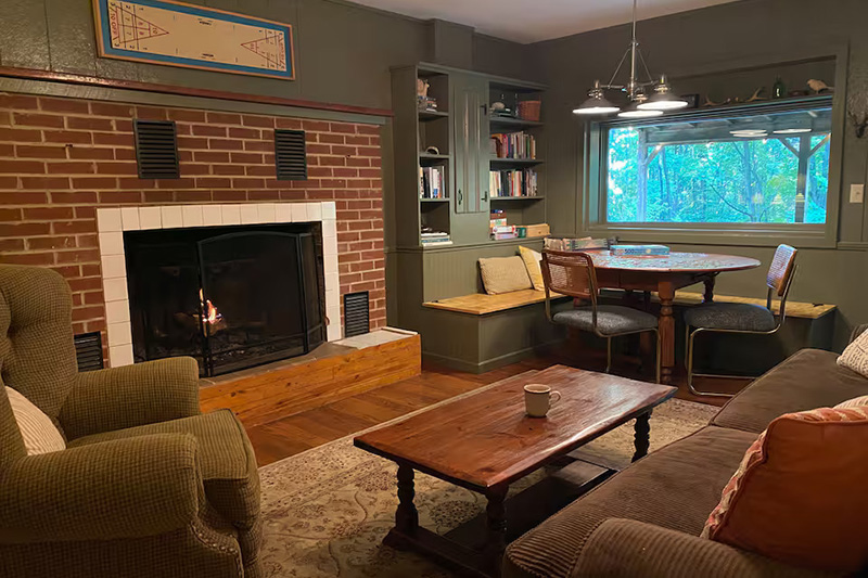 Cub Creek Cabin Interior