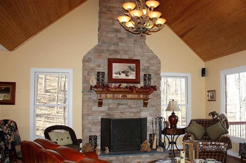 Cabin on Eagles Ridge Road Interior
