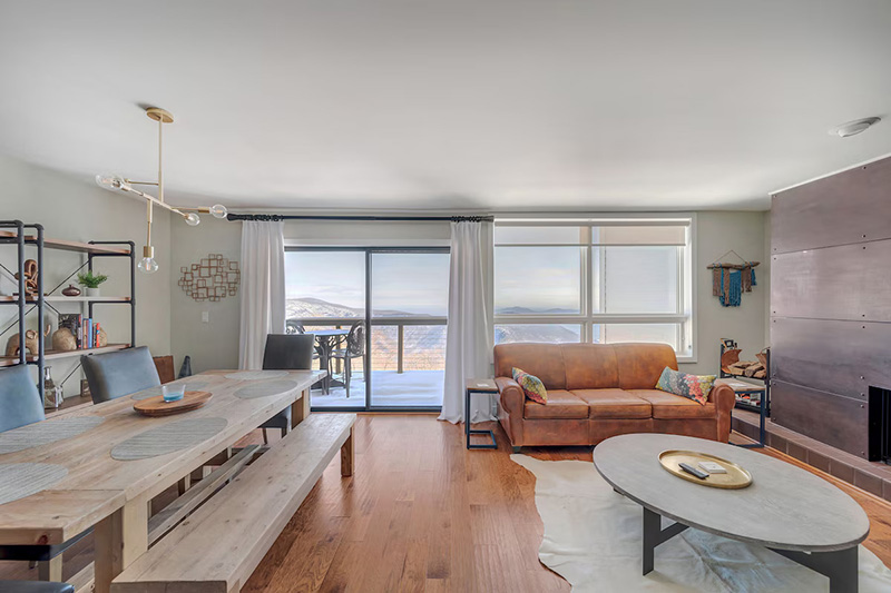 Highlands 1426 Condo Interior