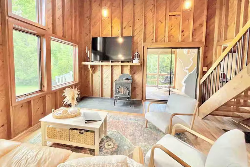 Rockfish Valley Retreat Interior